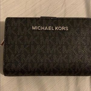 MK wallet